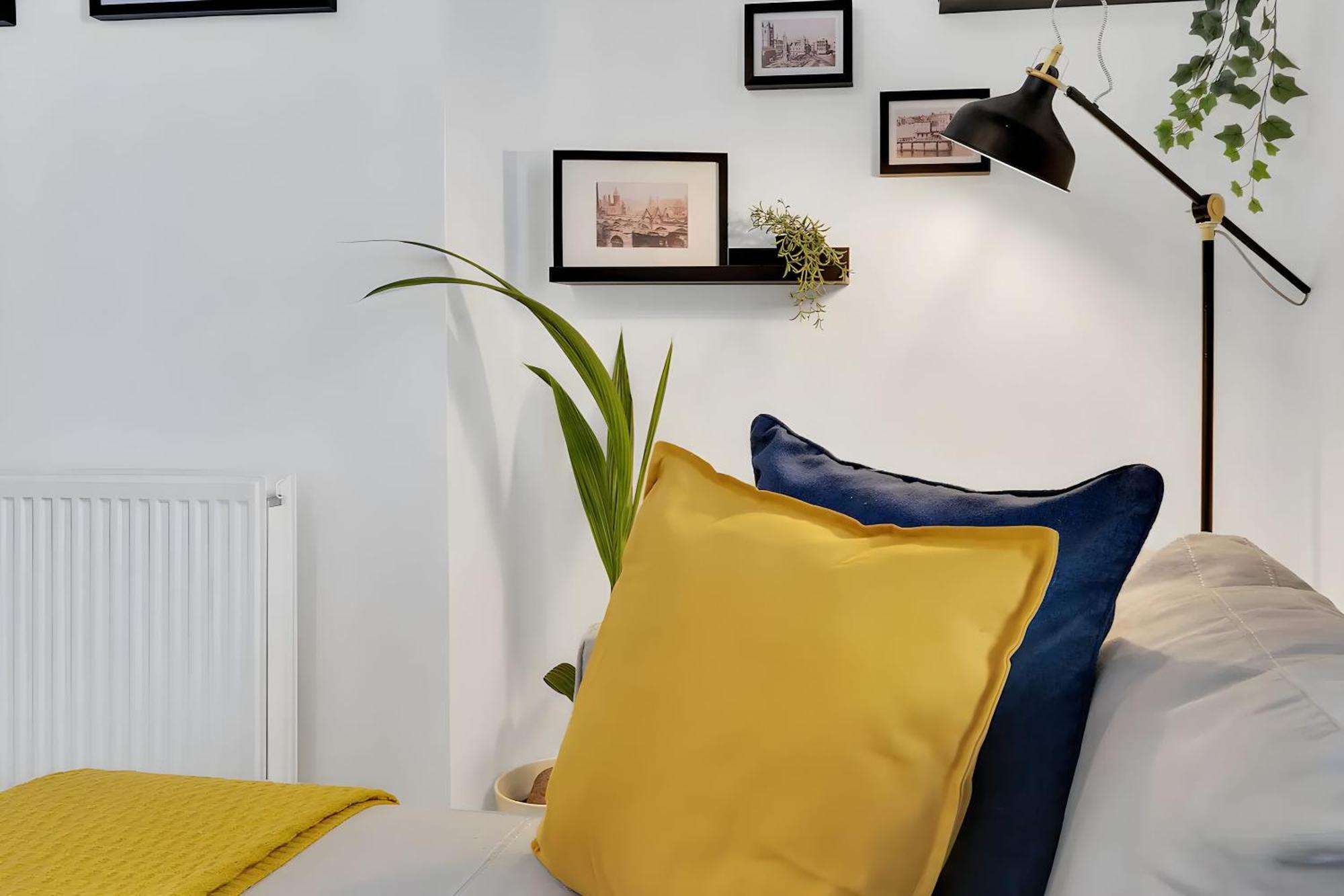 City Centre 2 Bedroom Apt - Free Parking - Wifi - Smart Tv Plymouth Extérieur photo