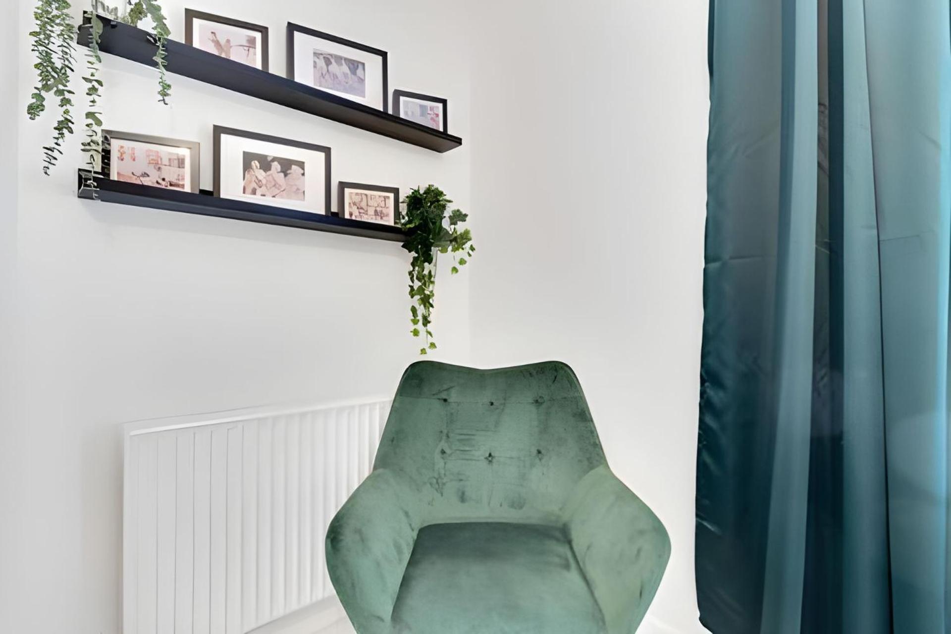City Centre 2 Bedroom Apt - Free Parking - Wifi - Smart Tv Plymouth Extérieur photo